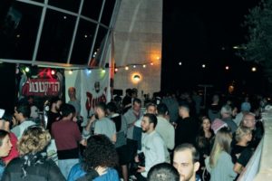 2017-10-25 01:00:00